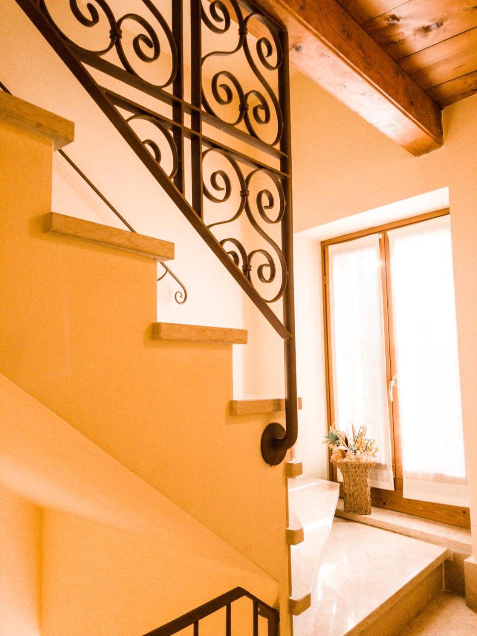 Le Finestre Su Borghetto Otel Valeggio sul Mincio Dış mekan fotoğraf