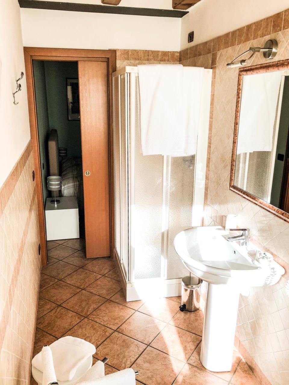 Le Finestre Su Borghetto Otel Valeggio sul Mincio Dış mekan fotoğraf