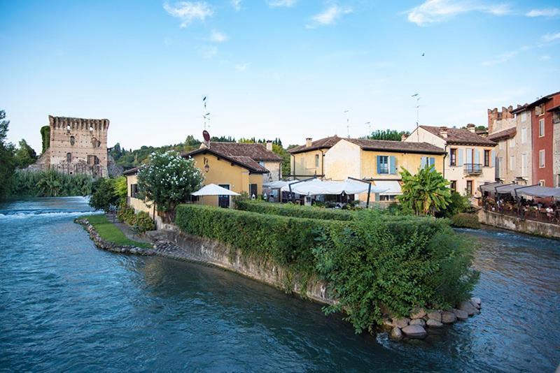 Le Finestre Su Borghetto Otel Valeggio sul Mincio Dış mekan fotoğraf